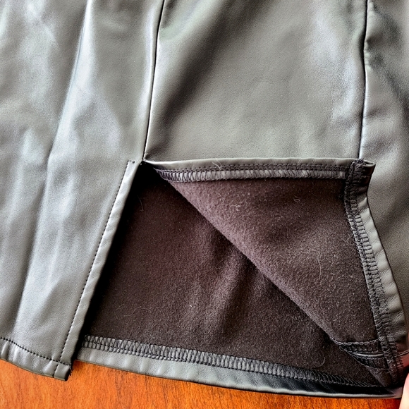 Black Mini Skirt - Picture 4 of 8